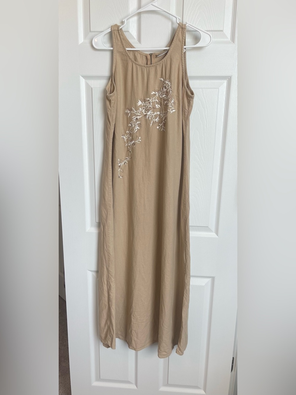 Liz Claiborne Tan Maxi Dress with White Floral Embroidery